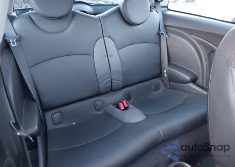 2010 Mini Cooper from USA, damaged, VIN WMWMF3C51ATU79373